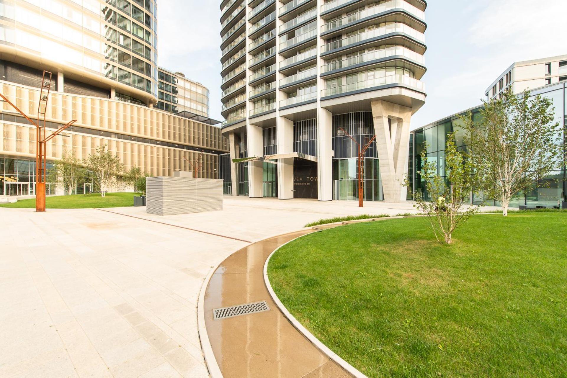 Nikas Eurovea Apartments - Free Parking Bratislava Ngoại thất bức ảnh
