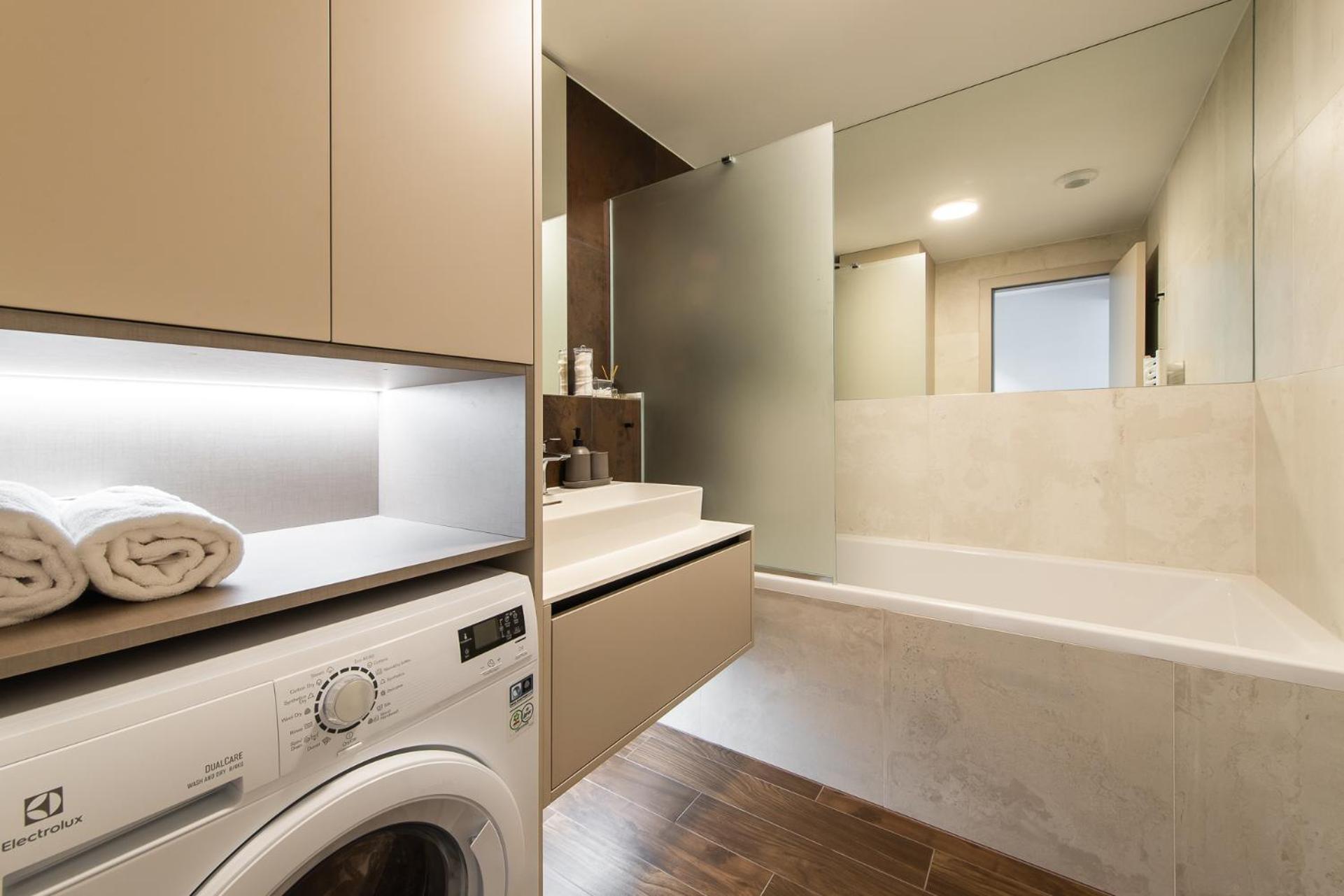 Nikas Eurovea Apartments - Free Parking Bratislava Ngoại thất bức ảnh