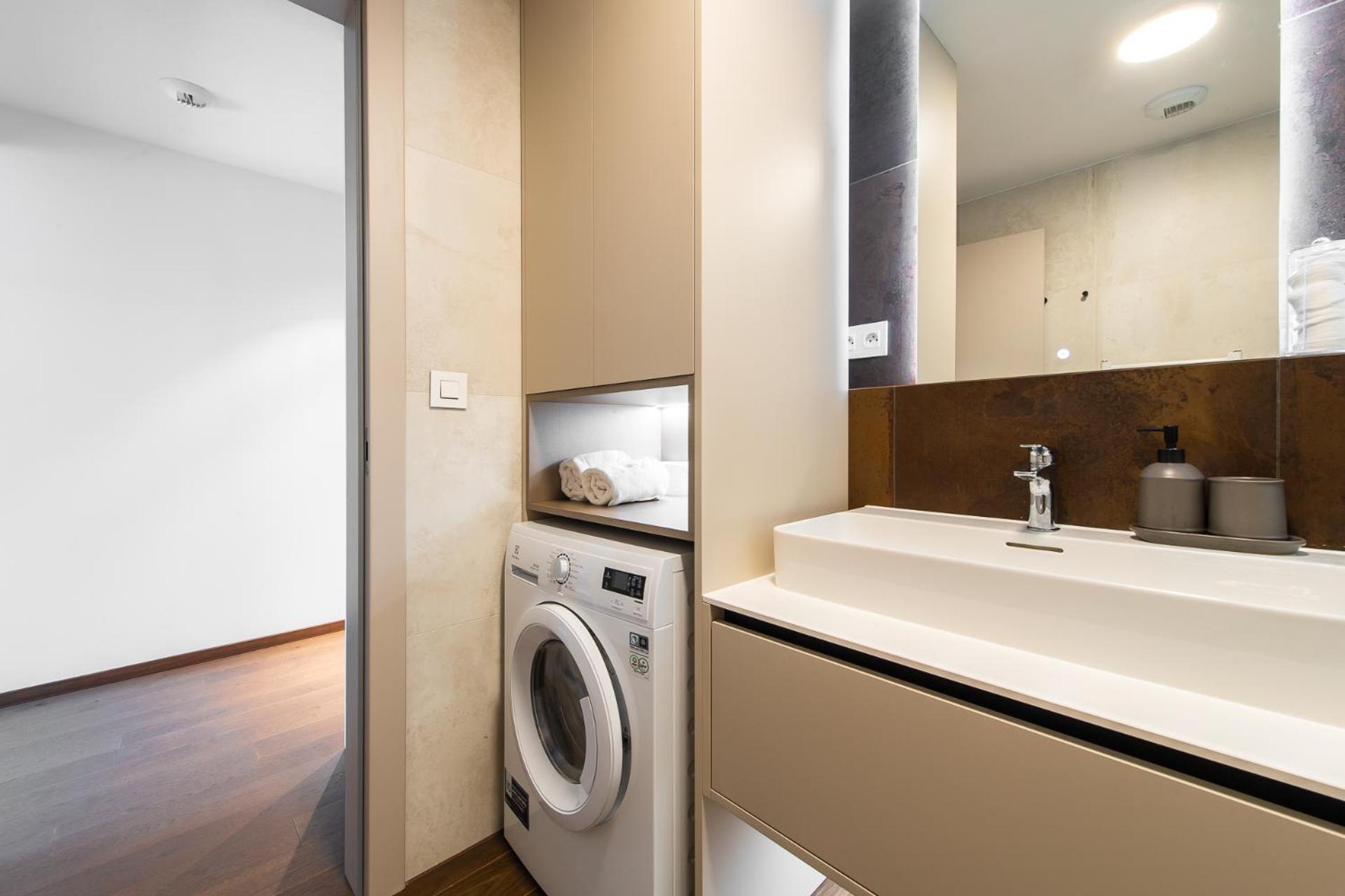Nikas Eurovea Apartments - Free Parking Bratislava Ngoại thất bức ảnh