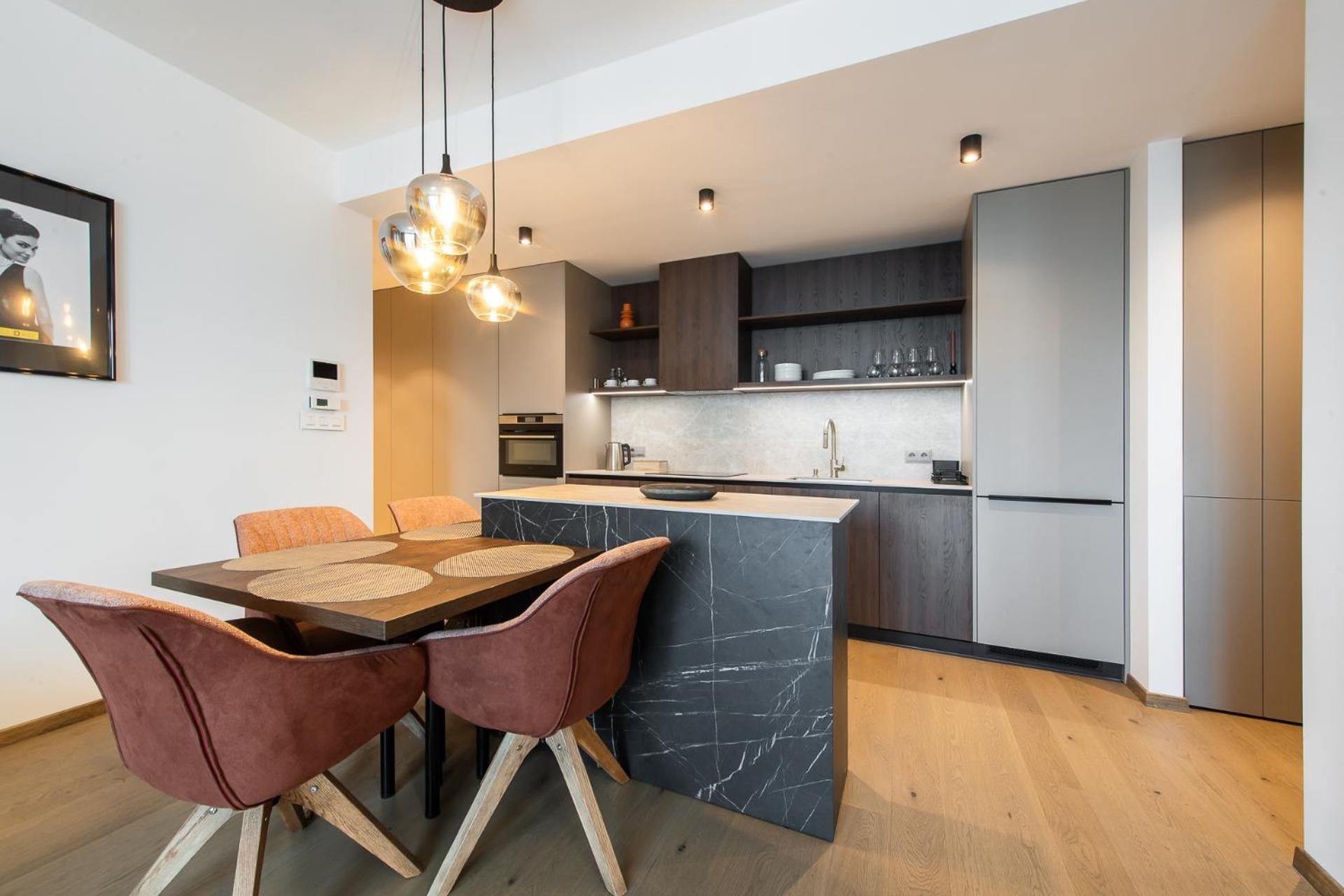 Nikas Eurovea Apartments - Free Parking Bratislava Ngoại thất bức ảnh