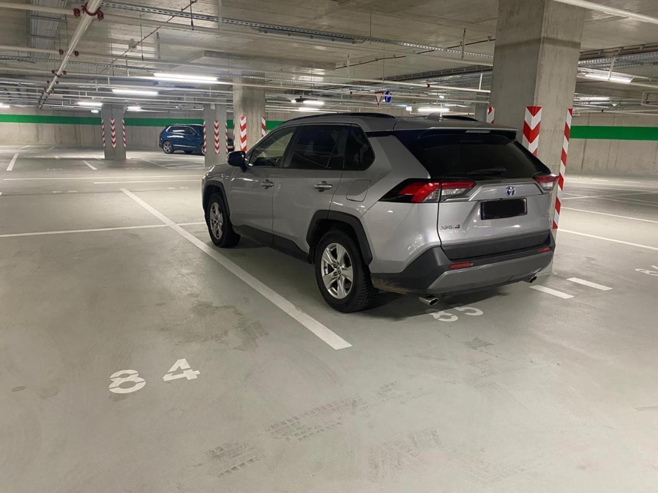 Nikas Eurovea Apartments - Free Parking Bratislava Ngoại thất bức ảnh